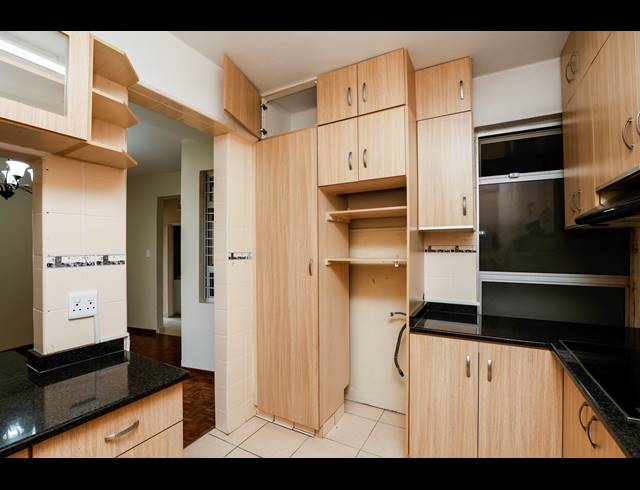 3 BEDROOM APARTMENT FOR SALE IN NORTH BEACH
